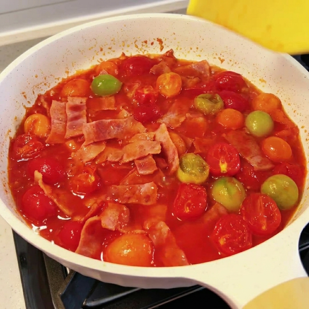 Tranche de fromage fondant doucement dans la sauce.