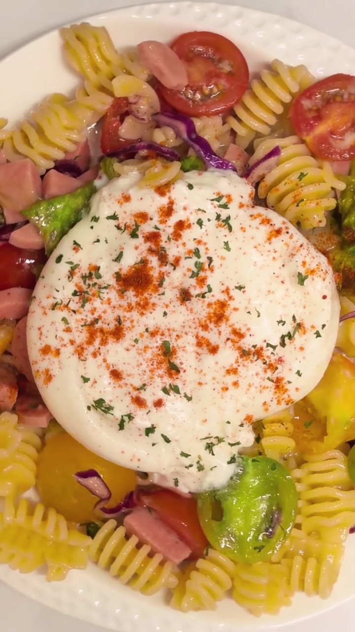 Salade de Pâtes Froides à la Burrata