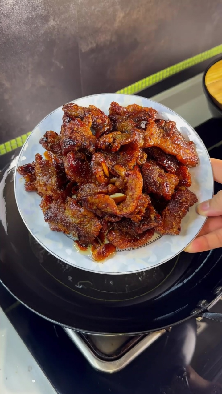 Poitrine de porc croustillante à la sauce soja