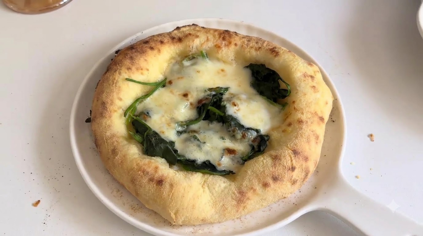 Pizza végétarienne aux épinards et fromage (Pâte maison)