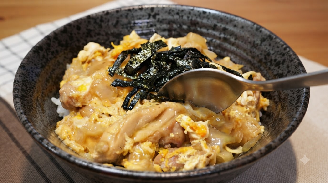 Oyakodon Traditionnel (Bol de Riz au Poulet et aux Œufs)